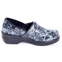 Savvy Brandy Nursing Shoe - Paisley